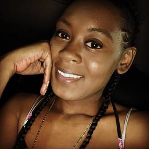 Meet your Posher, Myra